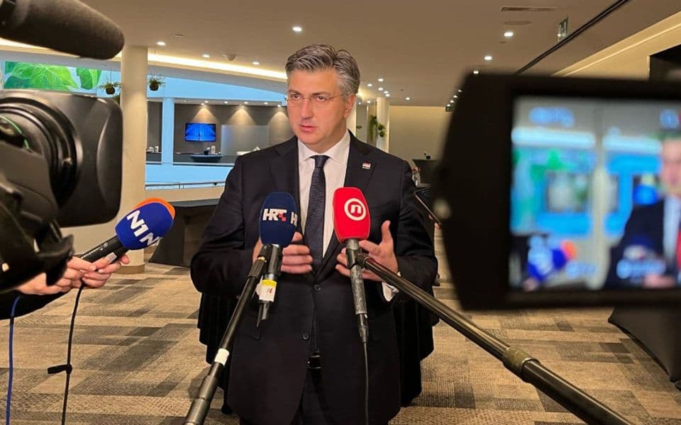 Plenković o pozivu Kneževića na ustanak: Ne vidim baš da bi državni vrh Crne Gore slijedio ovakve "briljantne" ideje