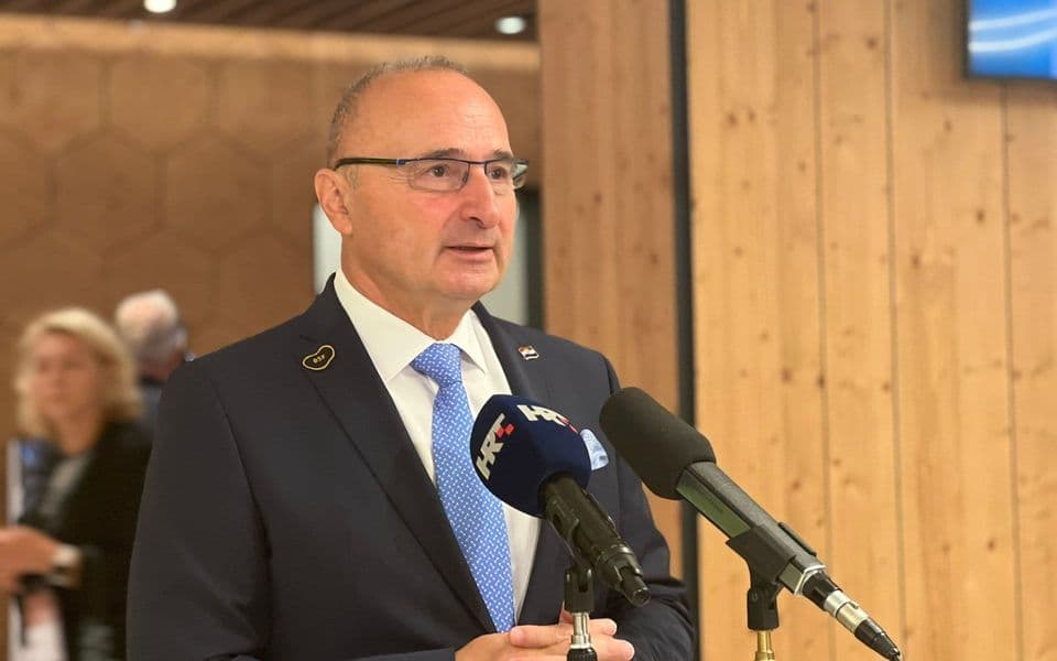 Grlić Radman o obilježavanju Dana sjećanja na genocid u Jasenovcu: Određeni politički krugovi na ovaj način ne pokazuju pijetet prema žrtvama