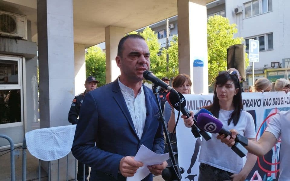 Vušurović: Tužilaštvo gomilom rđe koja je skupo koštala Crnu Goru nema kad da se bavi od međa porodice Katnić