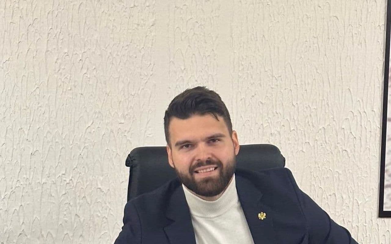 Rajković pozdravio hapšenje svog kadra - Pobjeda