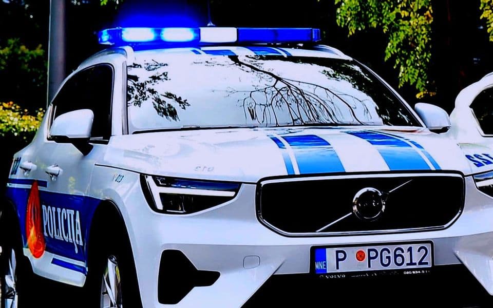 Nikšić: Privedeno više lica, sumnja se da su snimili i podijelili video kretanja vozila eskorta štičene ličnosti