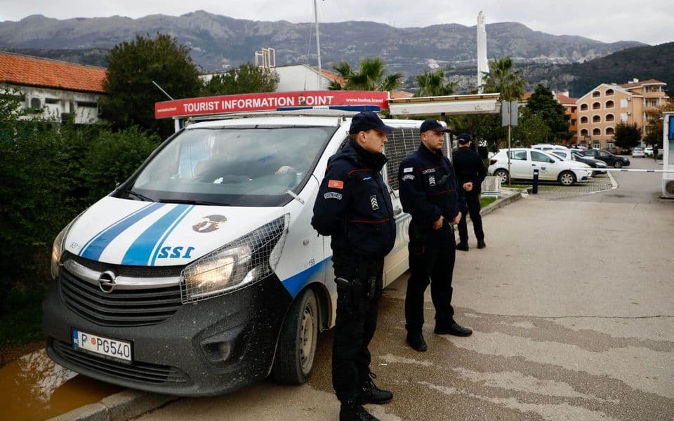 Policija saslušava osumnjičene za napad na Jovanovića