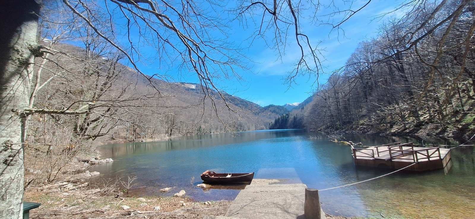 Sjutra promjenljivo oblačno sa dužim sunčanim intervalima, do 18 stepeni