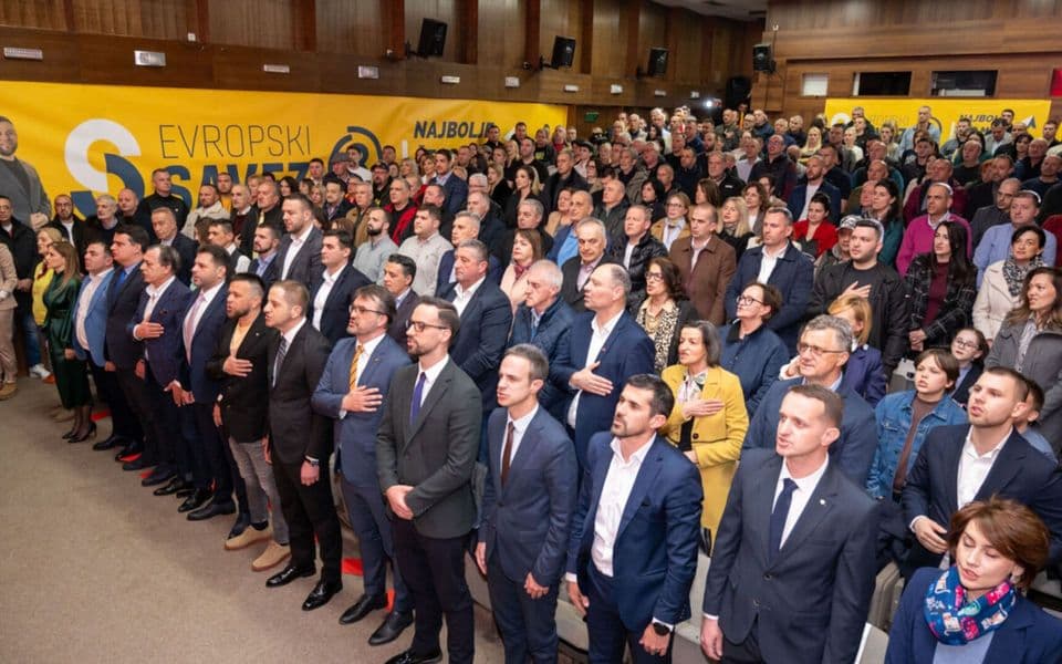 Poraz desničara i populista u Mađarskoj najbolja vijest za region