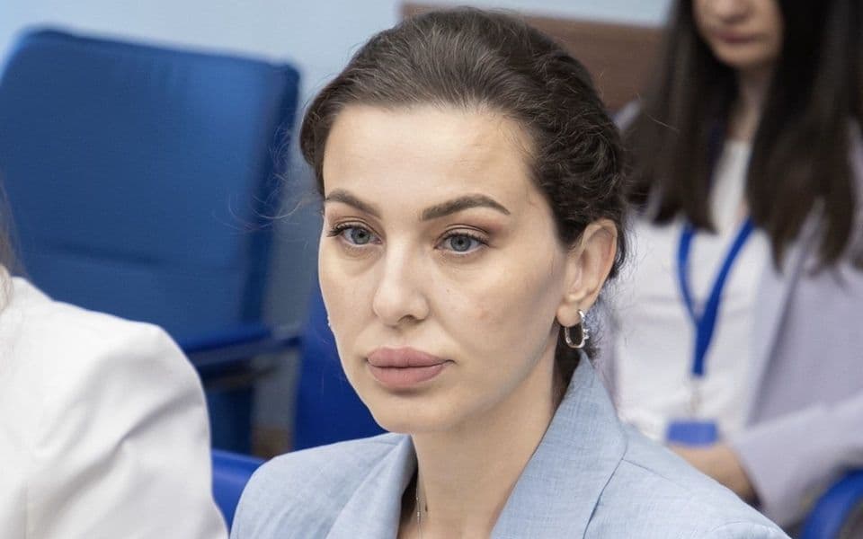 Laković: Svaka žena mora biti žaštićena – i u Skupštini i van nje