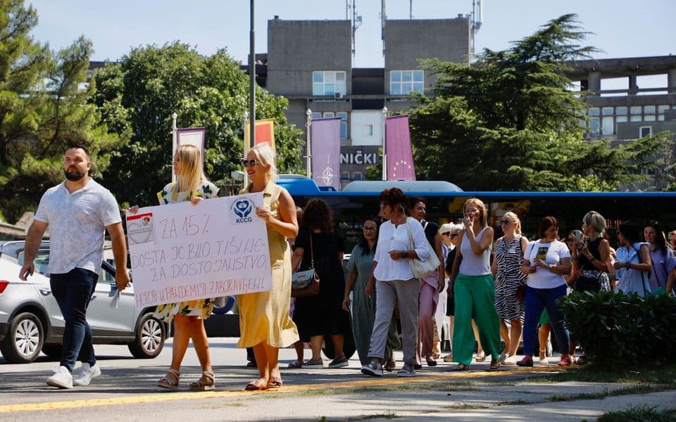 Spajić i Šimun ćute, najavljeni novi protesti od septembra