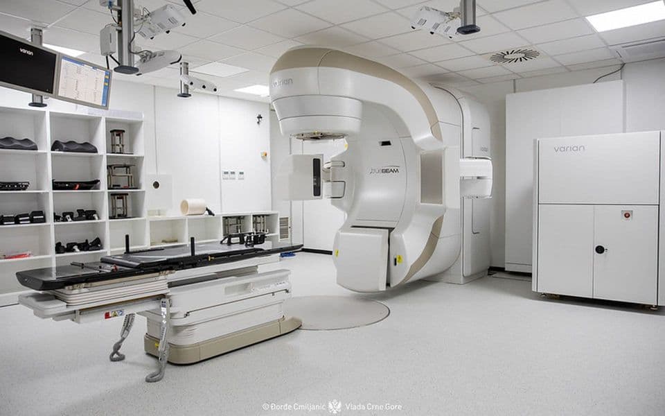 Crna Gora dobila najsavremeniji uređaj za liječenje malignih bolesti