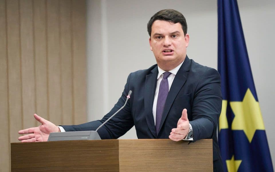 Odžić: Čika Slaven, po profesiji “ugroženi Srbin”, ucrtao više u zadnje dvije godine nego svi slikari iz doba renesanse