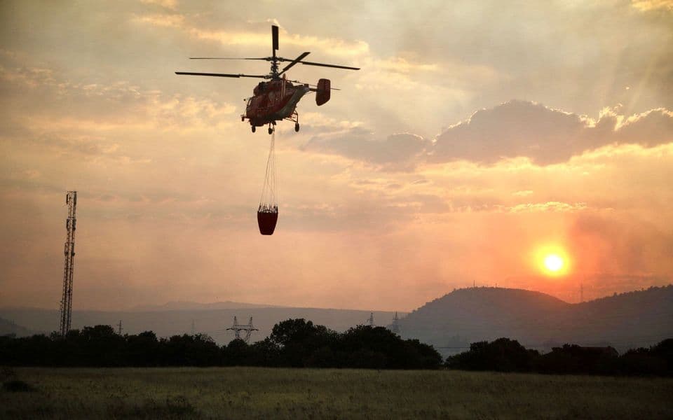 (VIDEO) Helikopteri EU krenuli ka Srbiji da pomognu u gašenju požara u Deliblatskoj peščari