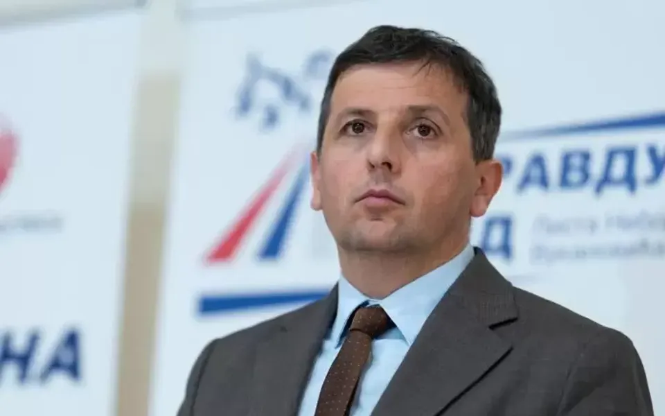 Dogovorom sa Amerikancima, Dodik je izdao Vučića