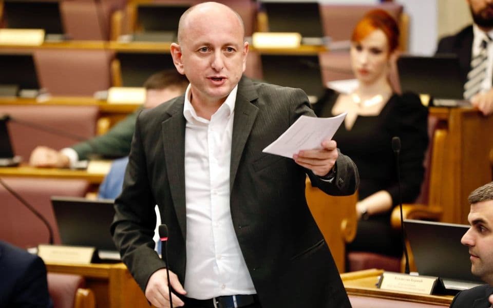 Montenegro Politician Demands Withdrawal of Kosovo Recognition in Exchange for Extradition