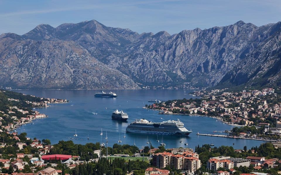 Južnoafrikancu 14 dana zatvora zbog napada na vlasnika hostela u Kotoru