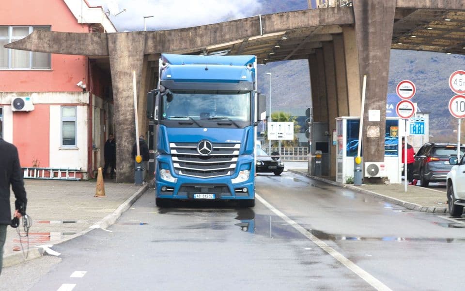 Pokrivenost uvoza izvozom u prva dva mjeseca iznosila 14,1 odsto