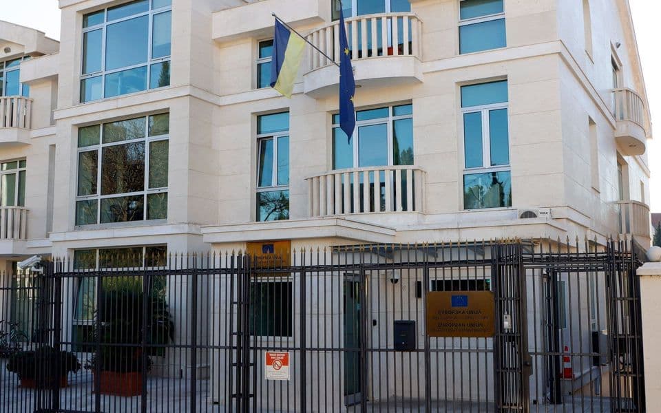 Razgovori o ustavnim izmjenama uz posredovanje EU