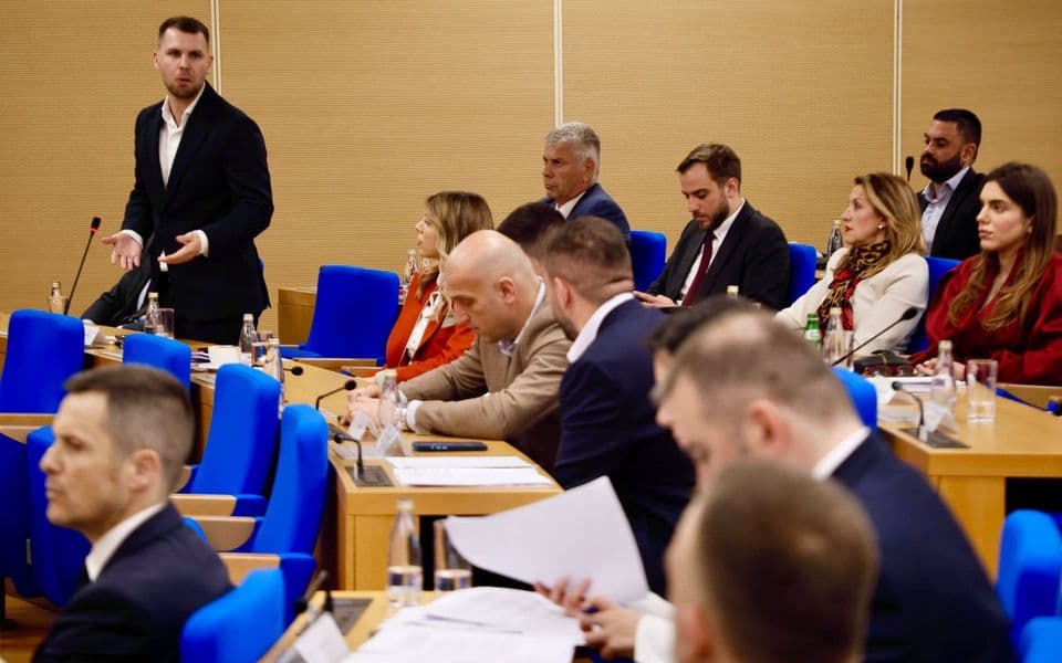 Evropski savez: Vladajuća “većina” puca u prazno,  o izboru Maškovića odlučivaće odbornici opozicije
