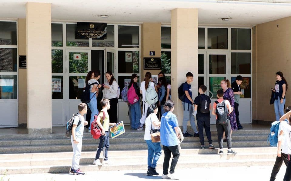 „Paket“ privatnih časova od 150 do 180 eura