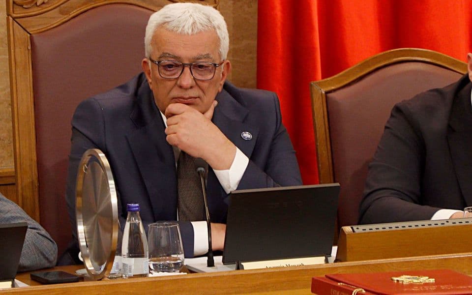 Zašto Andrija Mandić mora konačno da čestita Dan nezavisnosti