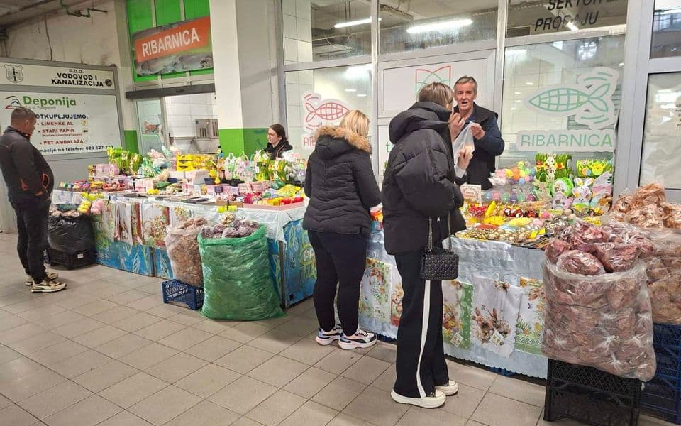 Počeo tradicionalni „Vaskršnji sajam“ na Velikoj pijaci