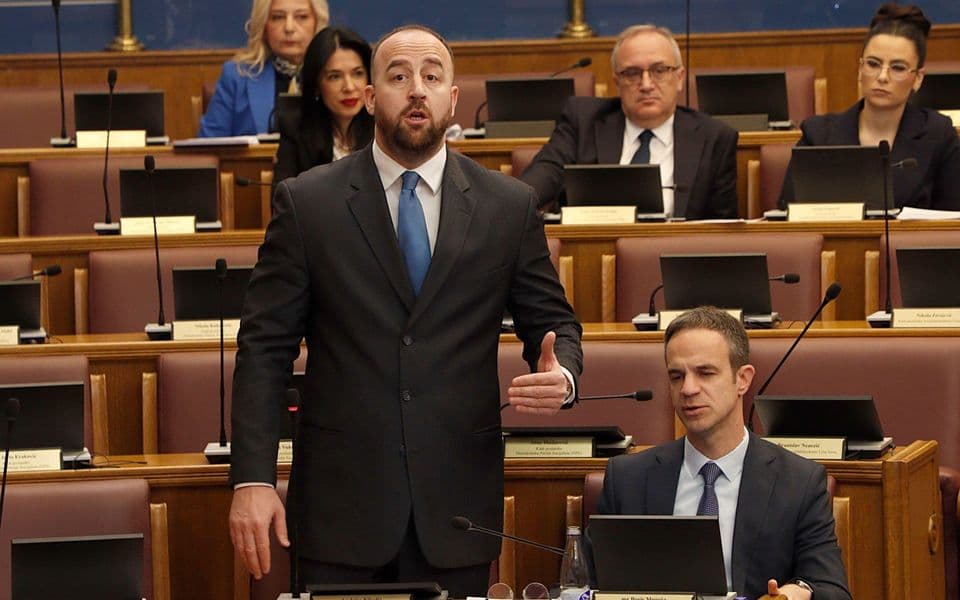 Nikolić: Mandić nema mandat da državne jubileje pretvara u platformu za reviziju karaktera crnogorske države