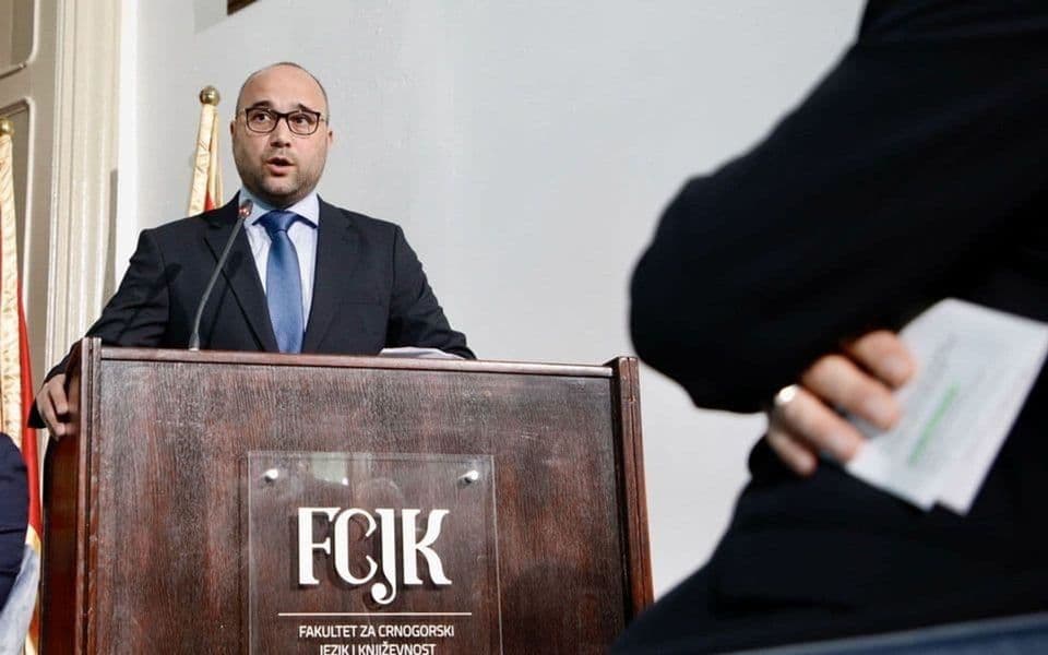 Radoman za Pobjedu: Ono što se u Crnoj Gori definiše kao identitetska podjela, zapravo je političko-ideološka razdjelnica