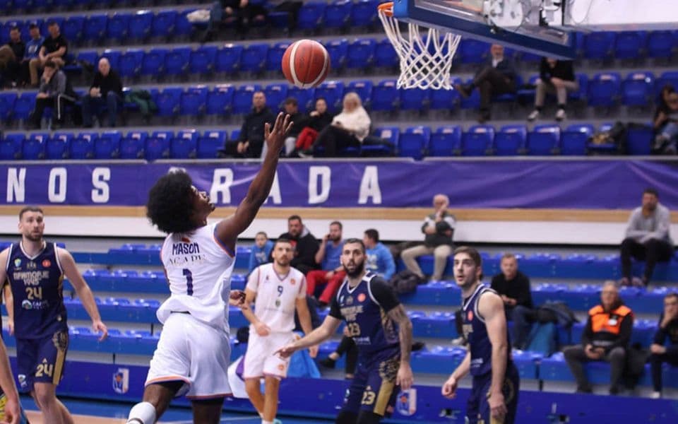 Četiri tima se bore za mjesto u plej-ofu