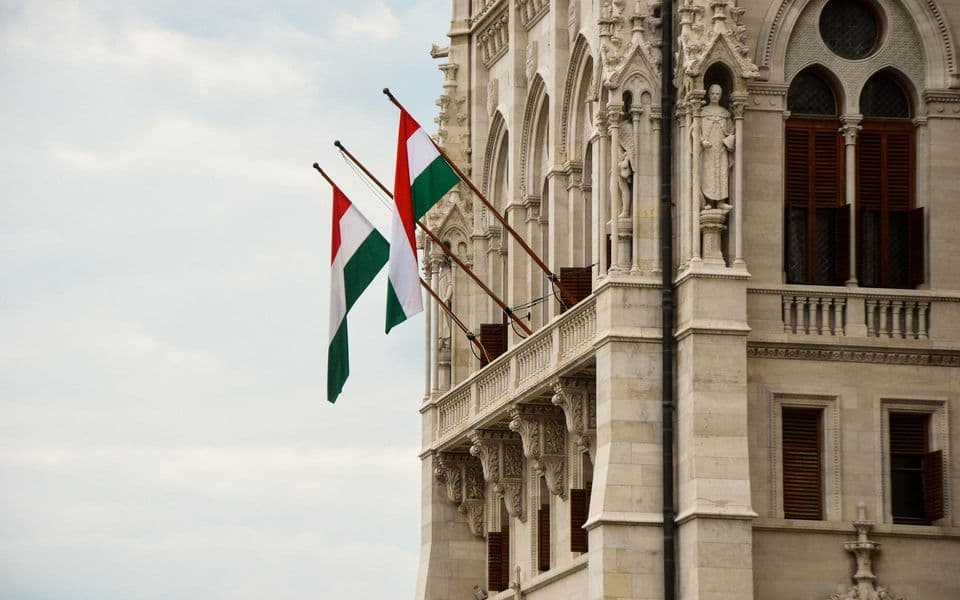 Izbori u Mađarskoj: Orban se nada preživljavanju, Mađar istorijskoj pobjedi