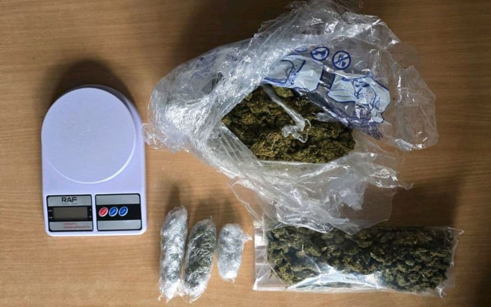 Nikšić: Uhapšena jedna osoba kod koje je pronađena marihuana