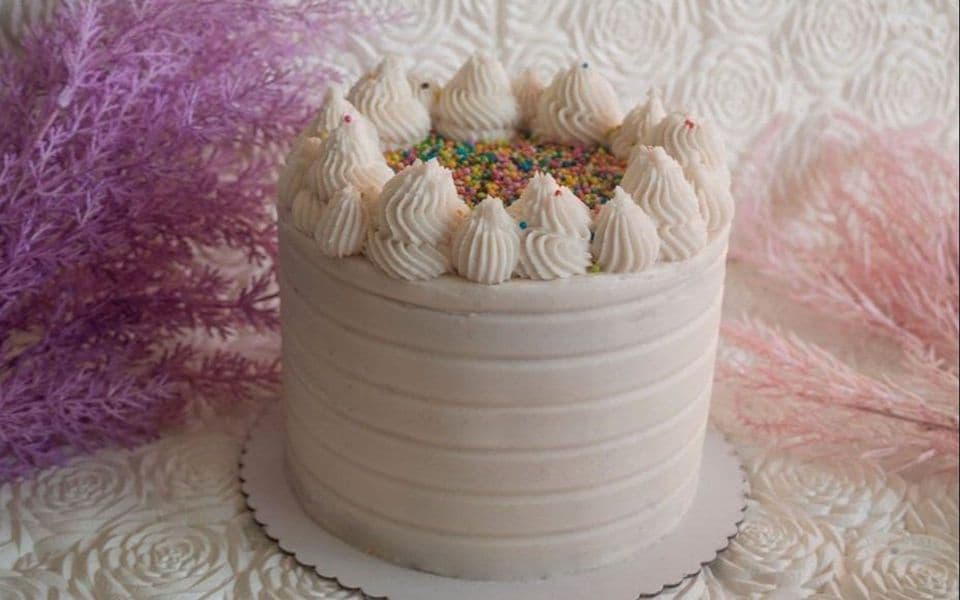 Brzo, slatko, kremasto: Uskršnja torta bez pečenja