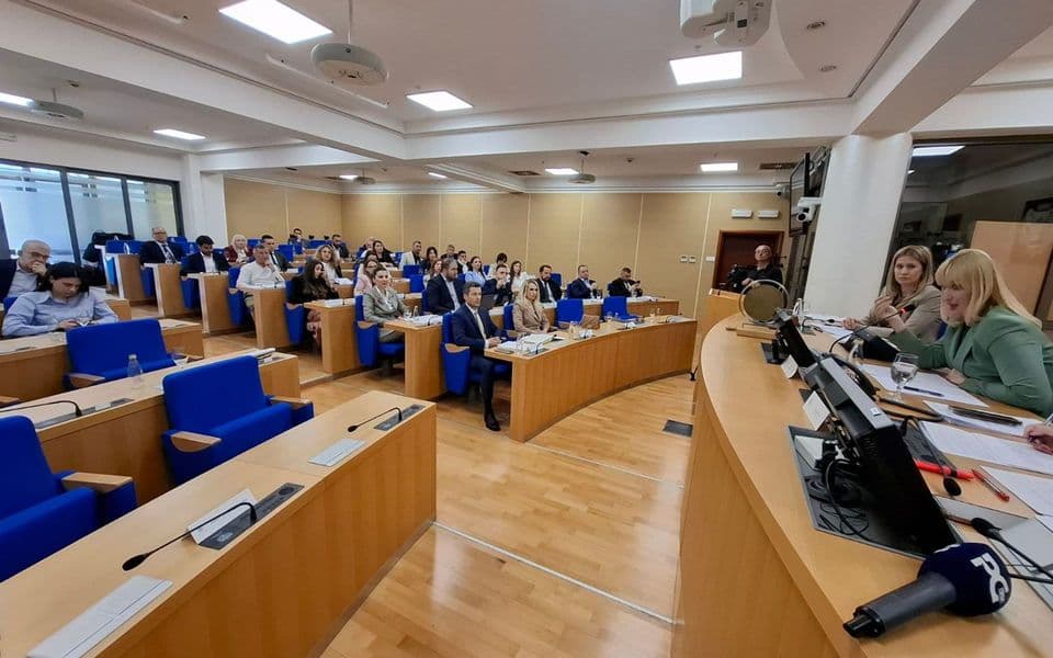 Vladajuće partije u Podgorici poručile: Kandidat za šefa parlamenta da bude iz ZBPG, sa opozicijom neće pregovarati