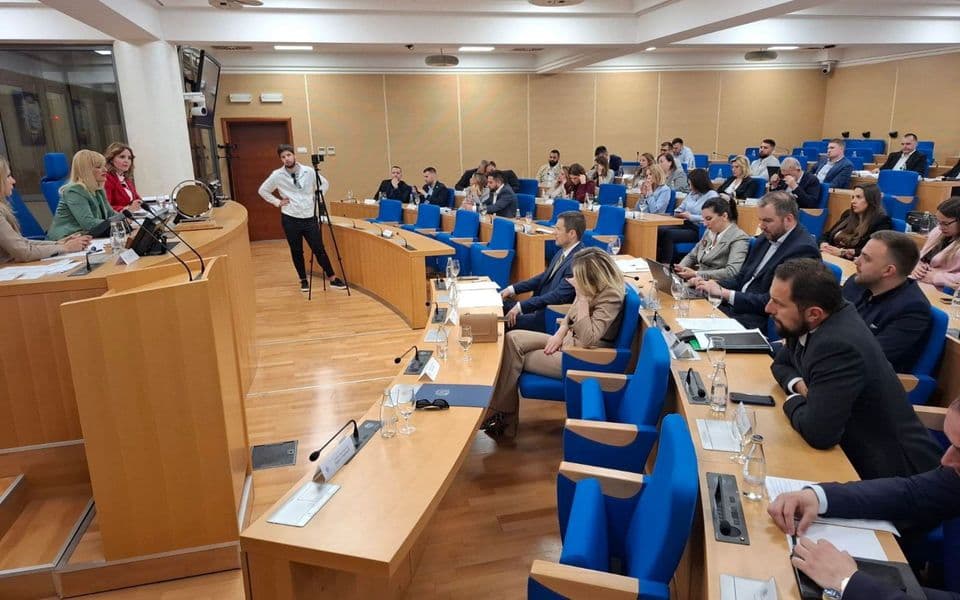 Vladajuća koalicija bojkotuje sjednicu, hoće li DNP omogućiti kvorum DPS-u i SEP-u
