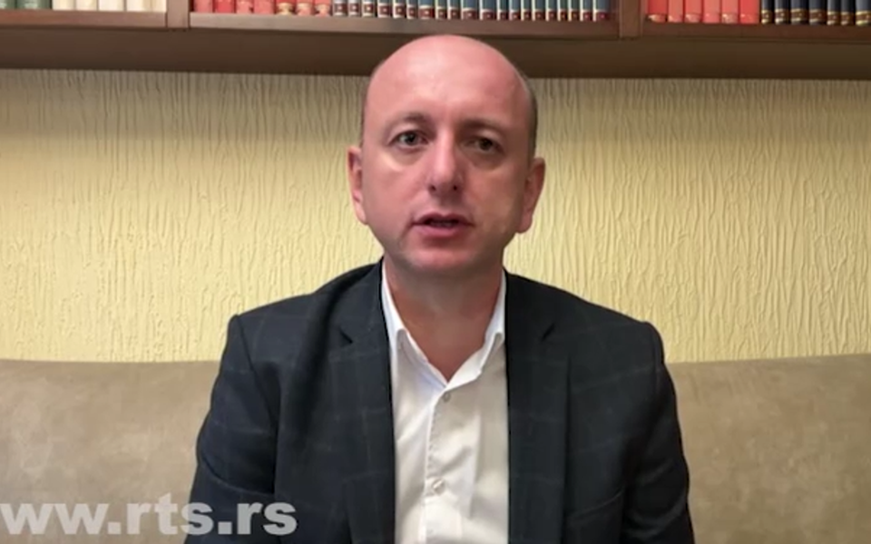 Knežević: Inicijativa za povlačenje priznanja Kosova nije po direktivi Beograda, već po čojstvu da speremo sramotu sa obraza