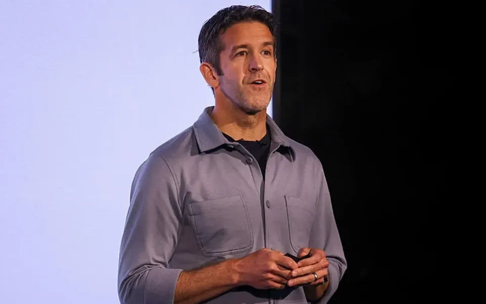 Ko je Džon Ternus, novi izvršni direktor Epla