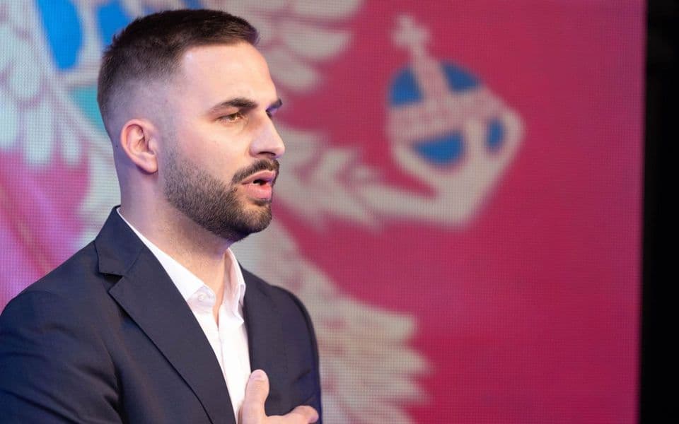 Muratović: Jedina istinska borba „oslobodilaca“ je ona za funkcionerske fotelje i privilegije