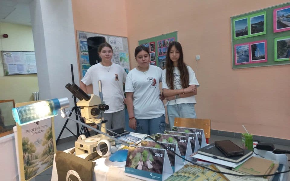 Eksperimentima i kreativnošću pokazali da nauka nije bauk