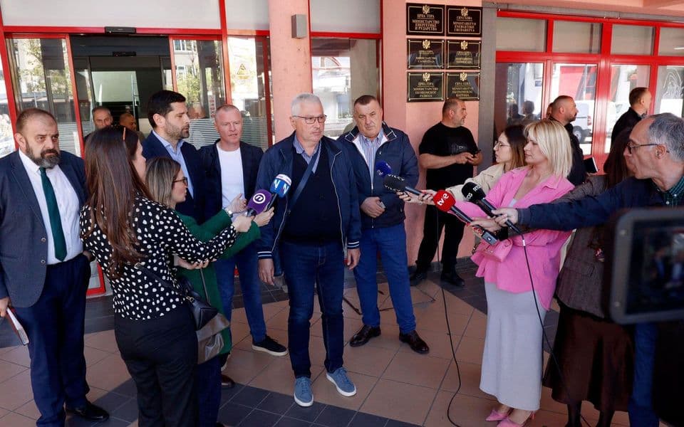 Uzdaju se u pomoć trgovaca i pozivaju građane da kupuju domaće proizvode