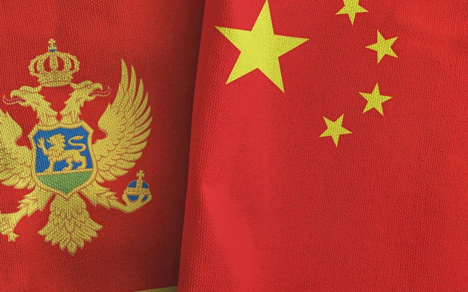 Nevjerstvo zastavi i obavezna istorija