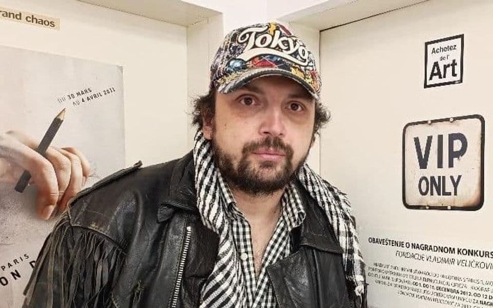 Omeđen Crnom Gorom, Živko je tražio zlatnu nit