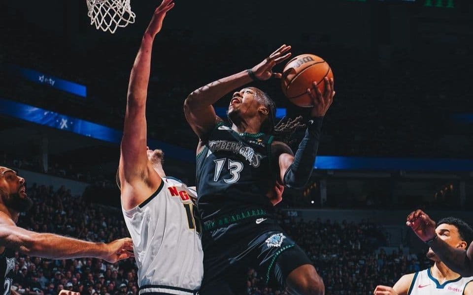 Donsunmu srušio Denver za najbolji meč rezerviste poslije pola vijeka