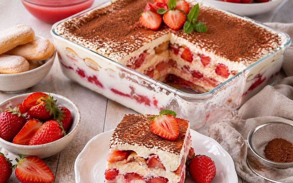 Napravite tiramisu s jagodama: Spoj nježne kreme i sočnog voća daje mu poseban šarm