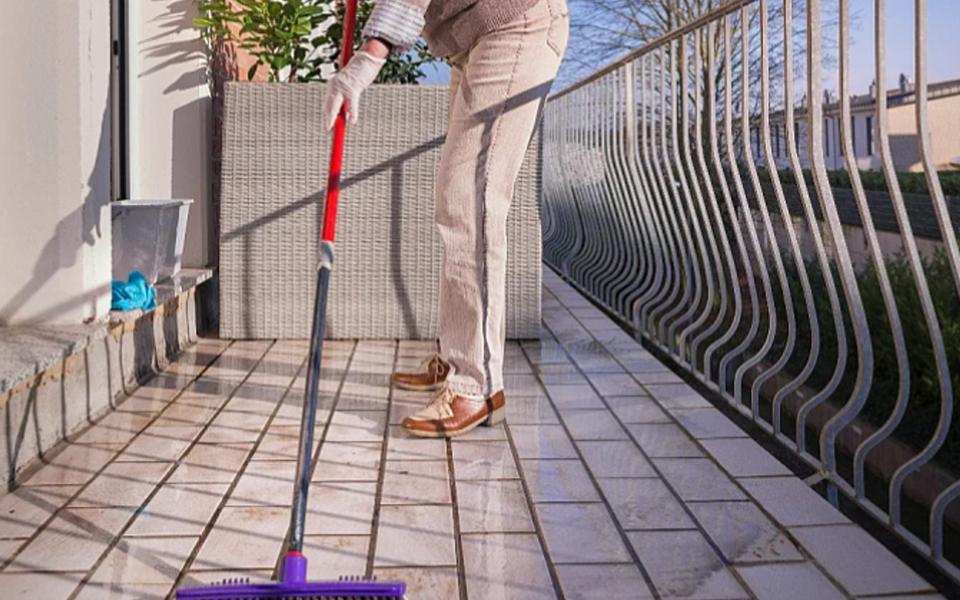 Ovo su najčešće greške koje pravite prilikom čišćenja balkona
