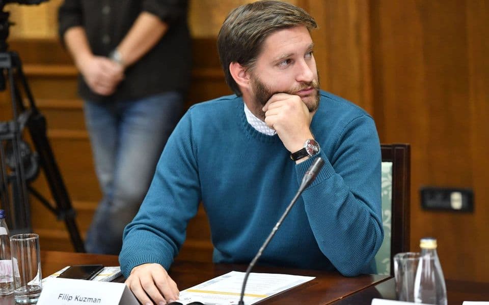 Žrtve se koriste za političke poene