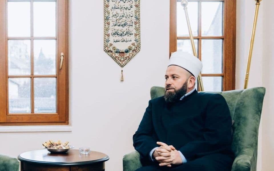 Fejzić Krapoviću: Izostanak osude šovinističkih pjesama govori o stanju u resoru kojim upravljate