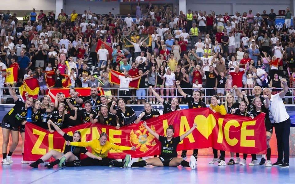 Kadetkinje sa Holanđankama, Argentinkama i čekaju još jednog rivala