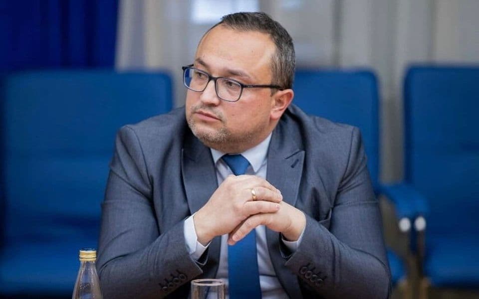 Ćeman: Inicirao sam zakazivanje tematske sjednice o neustavnoj dodjeli stanova javnim funkcionerima i službenicima