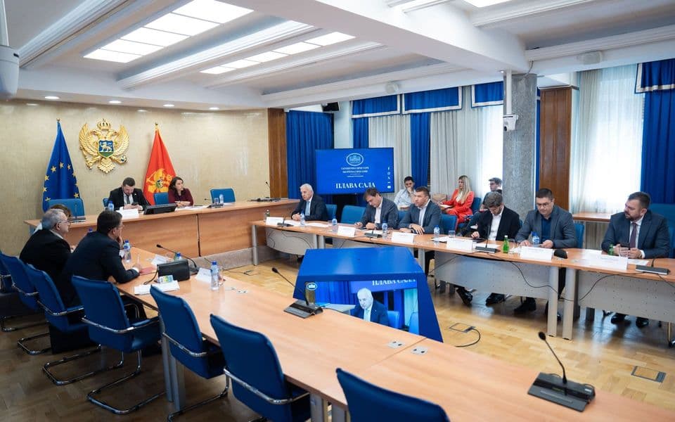 Danas o kreditnom zaduženju EPCG