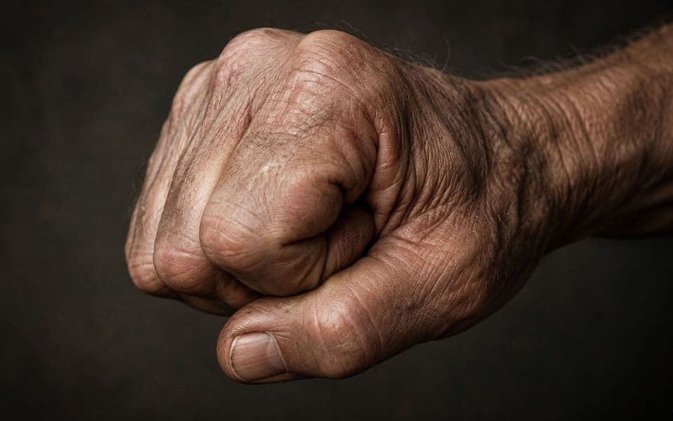 Uhapšen 72-godišnjak: Osumničen da je korisnicu Doma starih udario u glavu i pokušao da joj uzme novac