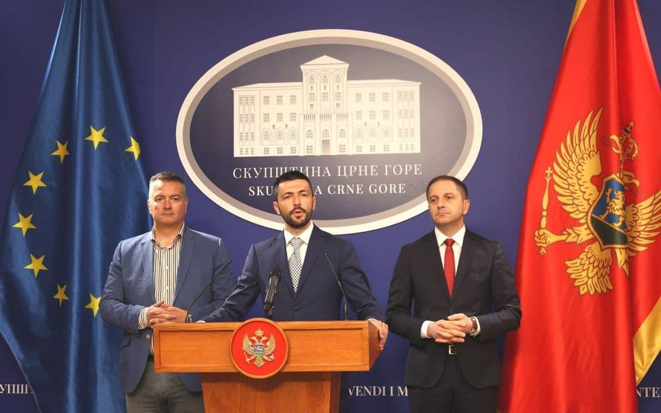 Opozicija traži veću uključenost u sve procese, vlast to smatra ultimatumom