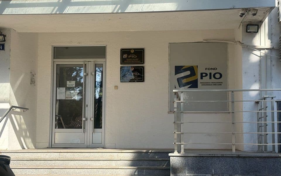 Nezadovoljni najavljenim usklađivanjem penzija traže hitnu sjednicu UO Fonda PIO