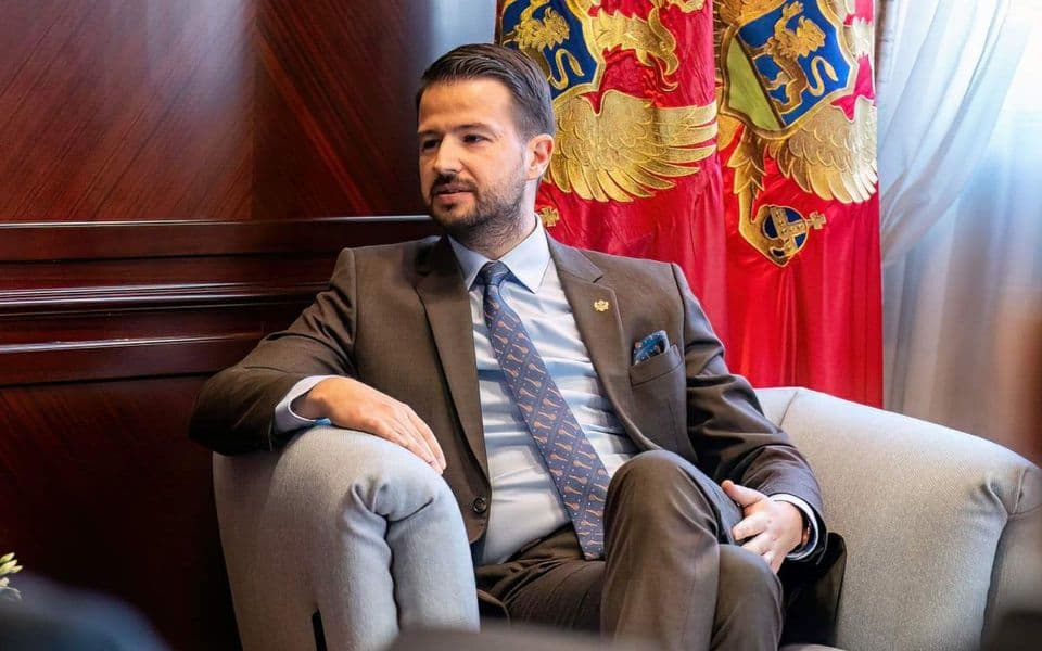 Vizuelni kôd stila predsjednika Jakova Milatovića - održiv i moderan