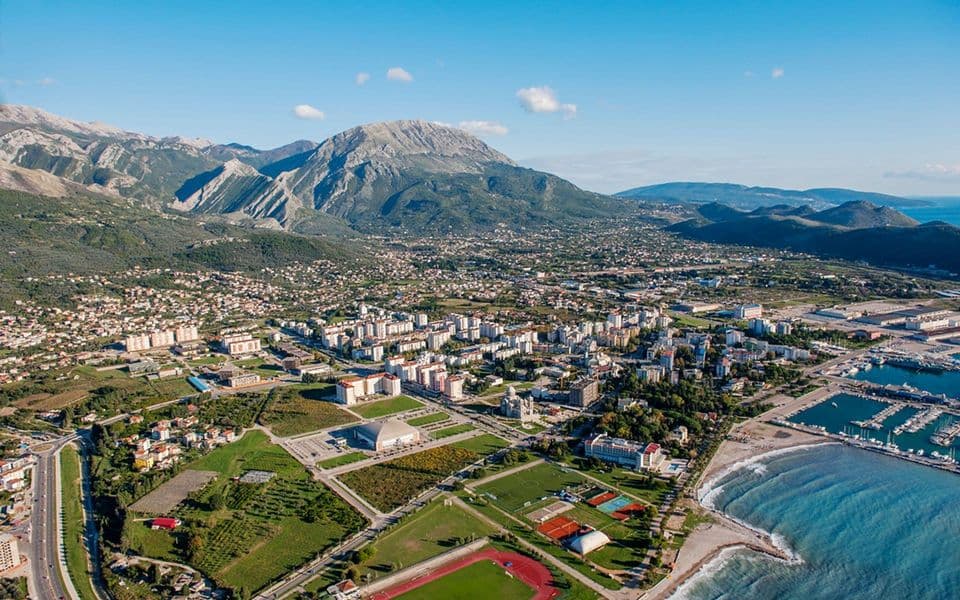 Amira Medunjanin, Neno Belan i Jelena Tomašević ot
